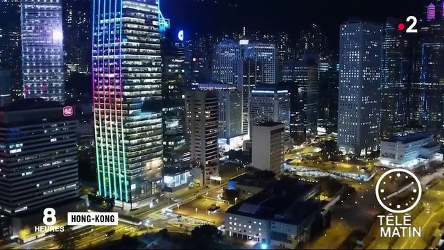 Les néons disparaissent peu à peu de Hong Kong