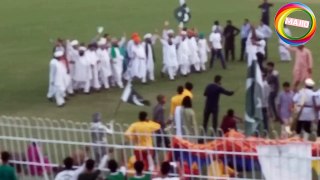 INDEPENDENCE DAY NATURE OF PAKISTAN LEADERS IN FAISLABAD IQBAL STADIUM ROUND FUNNY PRADE 2018