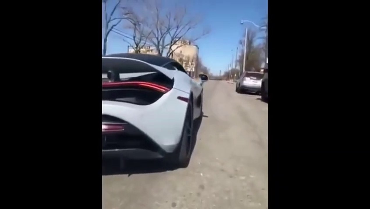 Il explose sa McLaren 720s dans une Audi R8... Coûteux le FAIL!!!!