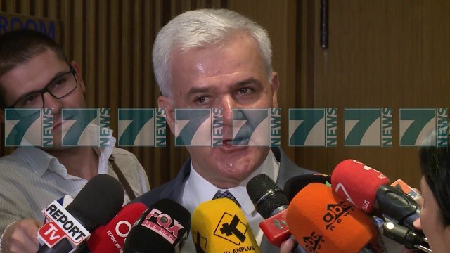 LIROHET NGA DETYRA HAKI ÇAKO - News, Lajme - Kanali 11