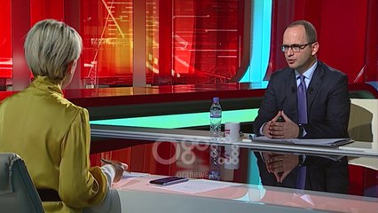 Ora News - Bushati: Presim që Greqia të shfuqizojë ligjin e luftës