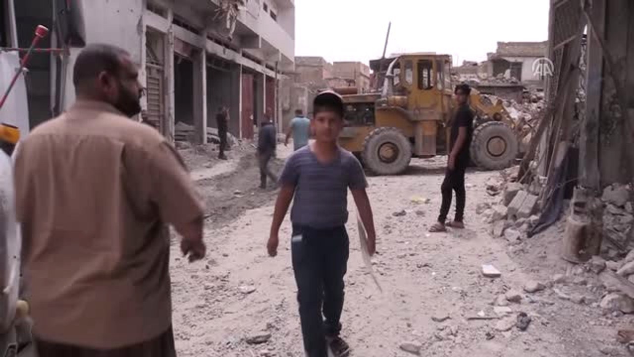 Musul'da Enkaz Altında Halen Binlerce Ceset Var (2)
