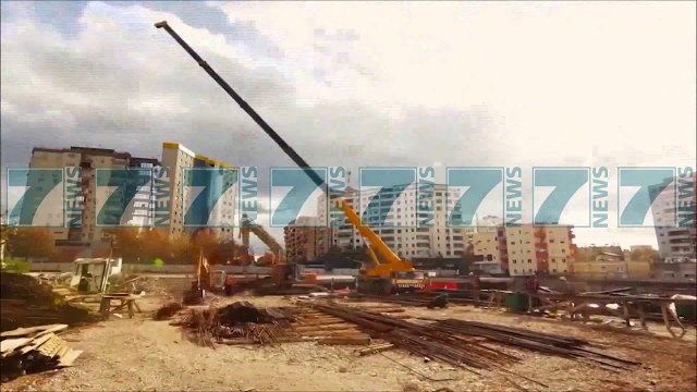 “L’ESPRESSO” VLERESON PUNEN E ERION VELIAJT NE TIRANE - News, Lajme - Kanali 13