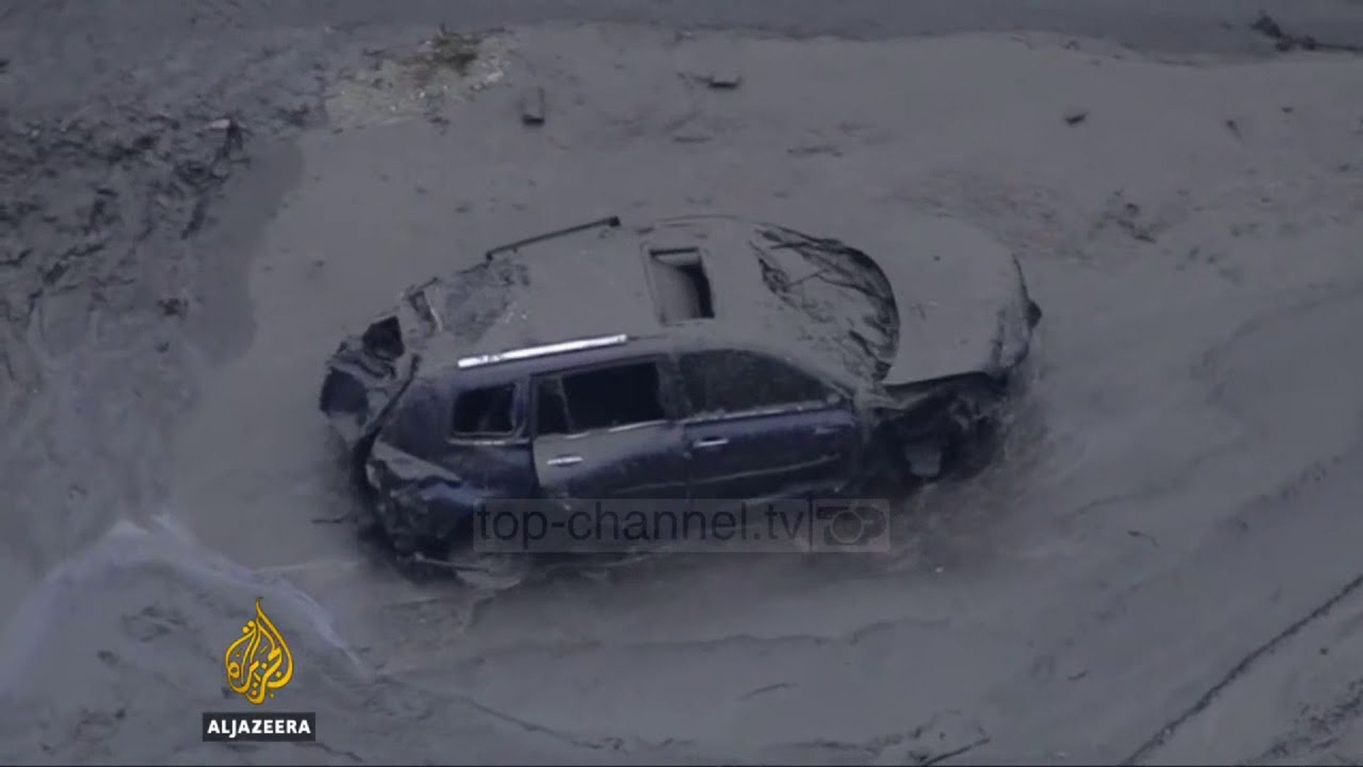 U shkrumbuan nga zjarri - Top Channel Albania - News - Lajme