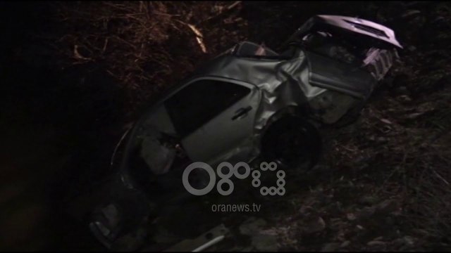 Ora News - Benzi bie në lumin Mat, vdes drejtuesi