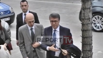 Report TV - Kreu i antikorrupsionit italian vizitë në Shqipëri, takon Gjonajn