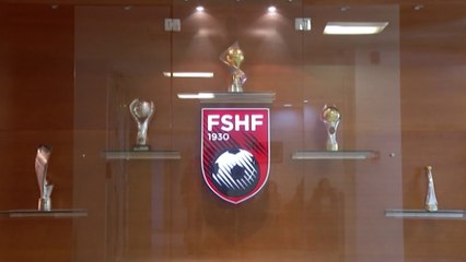 Ora News - Presidenti aktual kërkon mandatin e 5-të, Fino pranë zyrtarizimit si rival