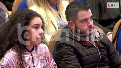 Bursa per studentet e ekselences qe zgjedhin mesuesine