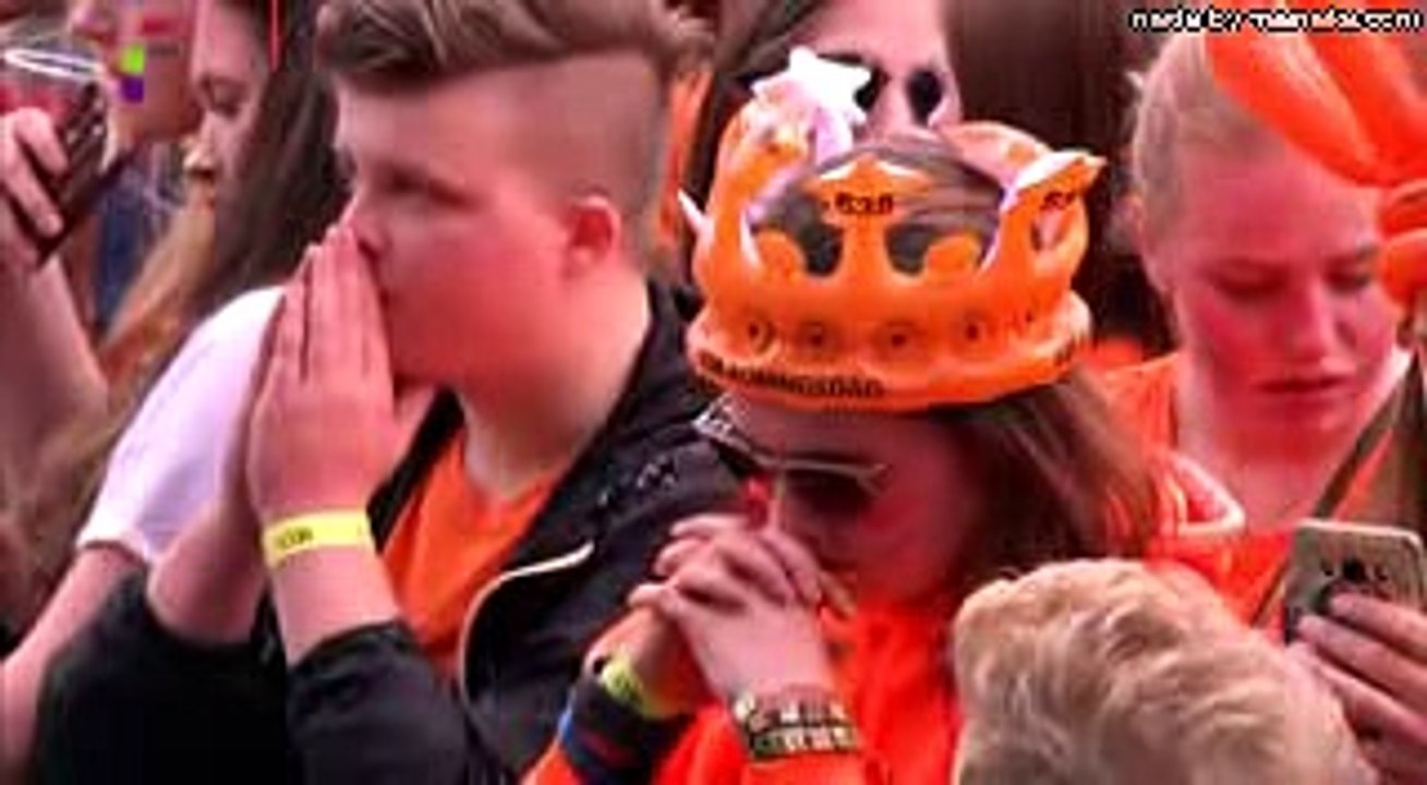 Rita Ora eert Avicii - Lonely Together   Live op 538Koningsdag 2018