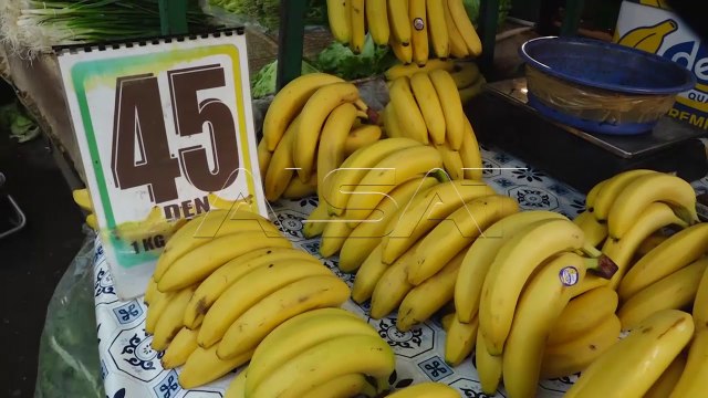 Пазарџиите ќе можат да работат само со лиценца; нема фискализација ама ќе плаќаат придонеси