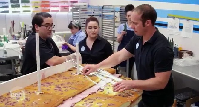 Vegas Cakes S02xxE06 Sea Monster, Whale and One Drop Cakes