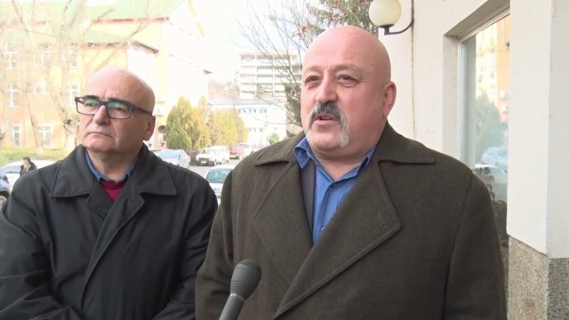 Ora News - Oliver Ivanovic vritet para zyrës së tij në Mitrovicë, 16 janar 2018