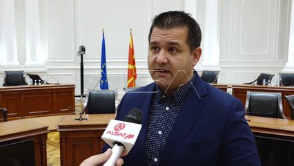 Ligji i gjuhëve, Qeveria e ndarë për punësimet