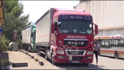 Ora News - Në gjyq administratori dhe drejtori i KURUM, zbardhet mashtrimi me blerjen e skrapit