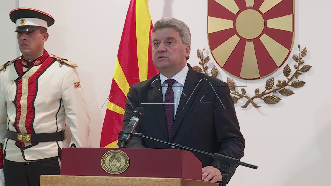 Иванов не го потпиша Указот за Законот за јазиците