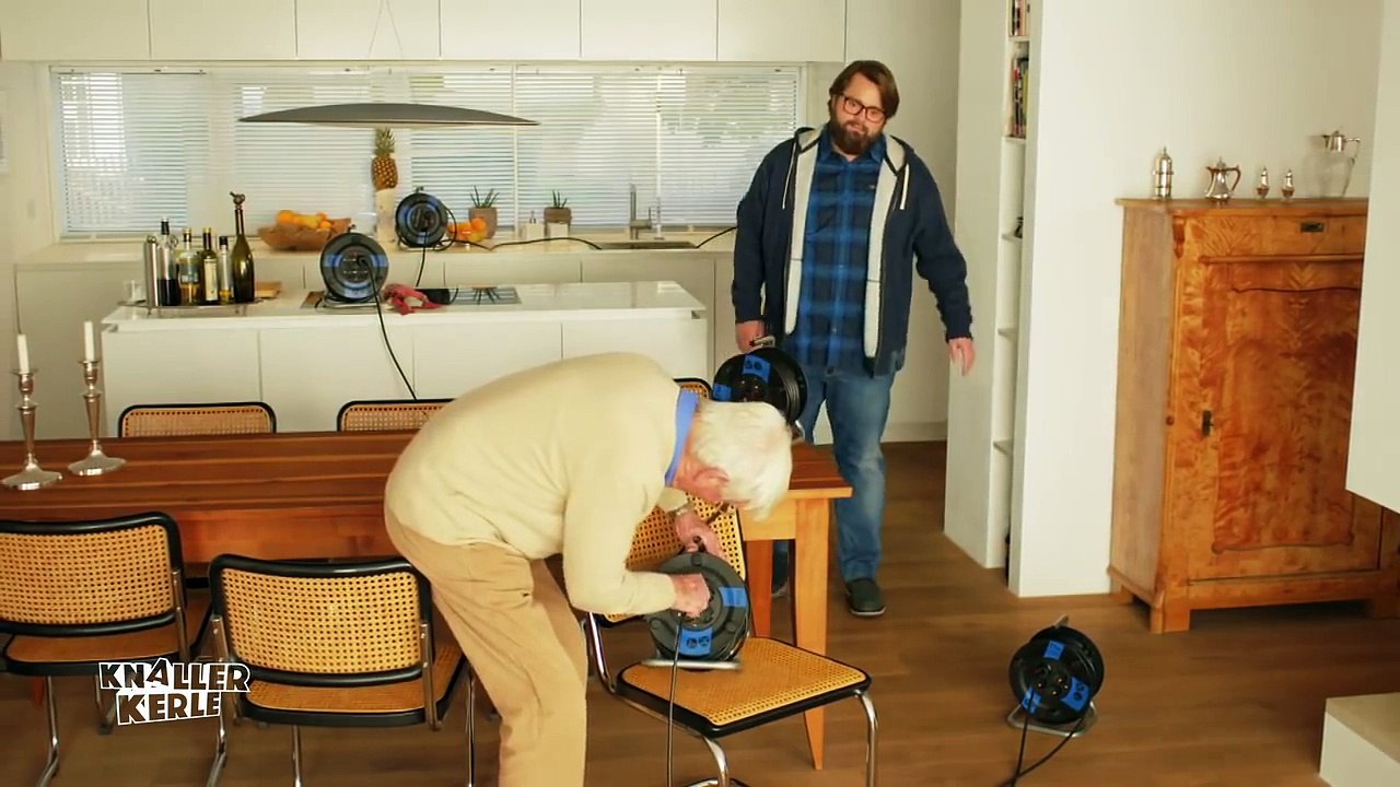 Eltern und Technik | Knallerkerle | SAT.1 TV