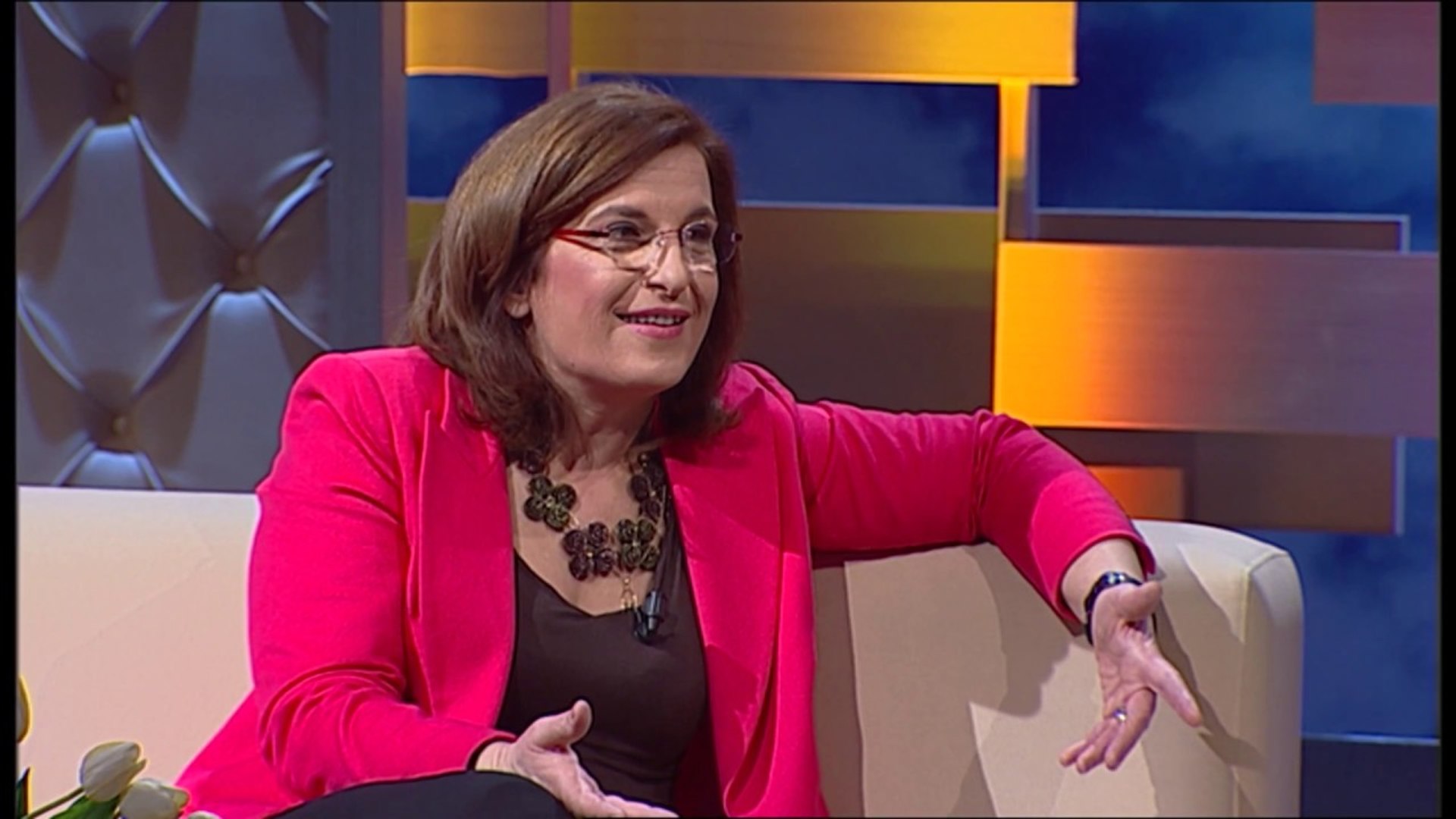 Dite e re - Ish-ministrja Milena Harito: Ja pse nuk jam më pjesë e qeverisë - video Dailymotion