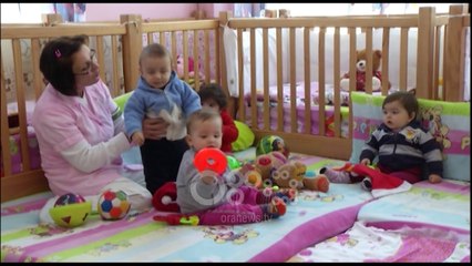 Ora News - 20 raste me fruth, drejtoria e çerdheve urdhër punonjësve: Kontrolloni kartelat