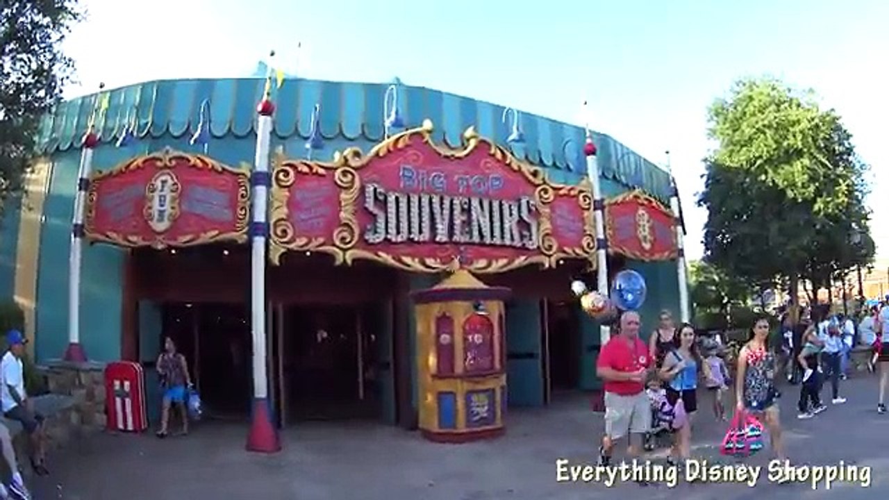 Shopping at Big Top Souvenirs Gift Shop in the Magic Kingdom!