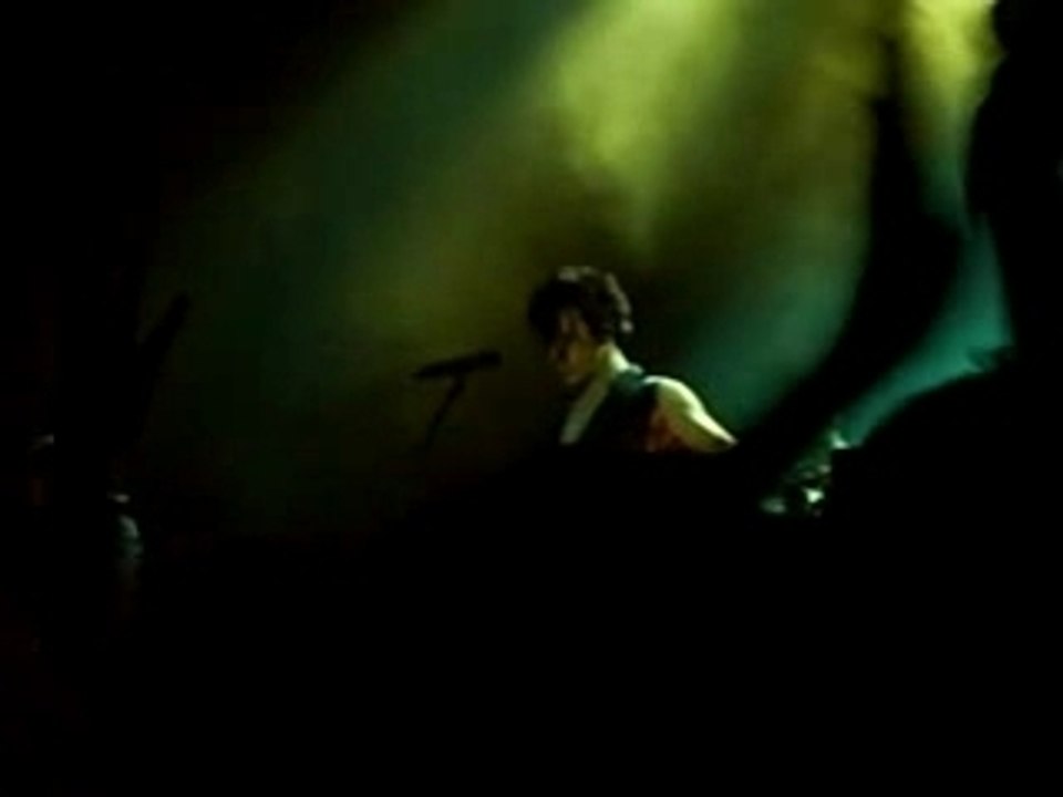 InDoChiNe au bikini le 3.12.07 sur les toits du monde