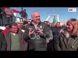 Ora News - Durrës, Rama merr timonin e peshkarexhës, ironizon edhe protestën e opozitës