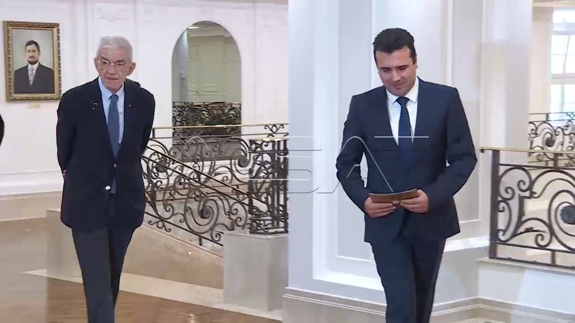 ⁣По средбата Заев-Ципрас во Давос, лидерска средба за името во Скопје