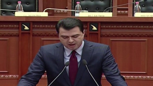 360° Gradë - BASHA TË GJITHË NË PROTESTË! BALLA PROTESTA PËR 13 MLN EUROT E PALLATIT TË VJEHRRIT