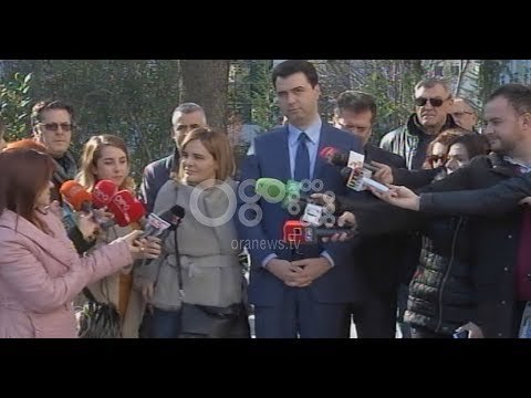 Ora News - Opozita bashkë: Nesër në protestë me familjet tona. Edi Rama ka frikë