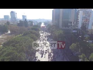 Report TV - Pamjet me dron përpara fillimit të protestës së opozitës