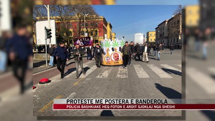 Protestë me postera e banderola - News, Lajme - Vizion Plus