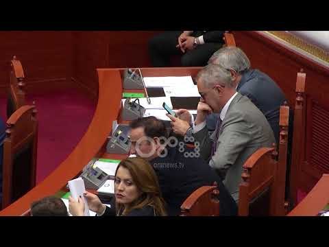 Ora News - Ndahen fondet për partitë, PS përfiton 30 mln lekë më shumë se PD