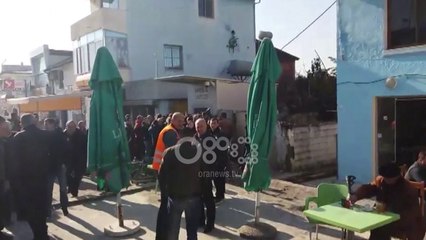 Ora News - Kamëz, rradhë të gjata për blerjen e abonesë