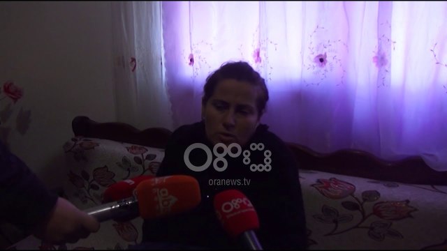 Ora News - Krimi i dyfishtë në Vlorë ende pa asnjë autor: Nënë e bir u vranë më pas u dogjën