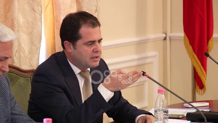 Ora News - Përzgjidhet lista e re për anëtarët e KLGJ dhe KLP, opozita: Nuk e votojmë