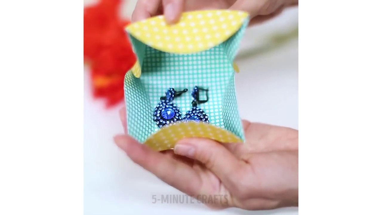 3 inspiring upcycle ideas for old CD's l Daily crafts