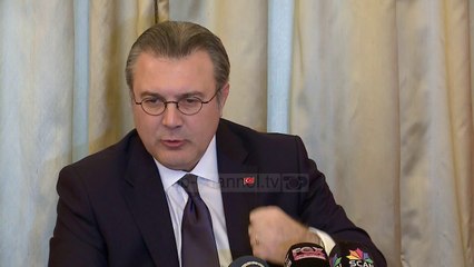 Aeroporti i Vlorës, ambasadori turk: Në Shqipëri, 2.7 mld USD investime  - Top Channel Albania