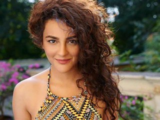 Seerat Kapoor Latest Hot CLeavage Show Photoshoot