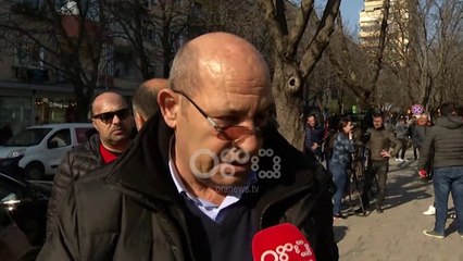 Ora News - Vrasja e Devi Kasmit, autori i drejtori armën edhe Mario Meshinit