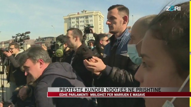 Protestë kundër ndotjes në Prishtinë - News, Lajme - Vizion Plus