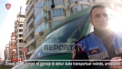Shoferi i furgonit të shkollës transportonte nxënësit "tapë" në timon, policia e arreston
