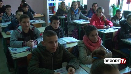 Report TV - Fier, nis programi i ri arsimor ‘3 lëndë në 6 orë"