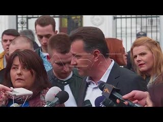 Gazetarët në protestë kundër kërcënimeve