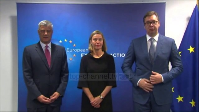 Zyrtari amerikan Mitchell viziton Beogradin - Top Channel Albania - News - Lajme