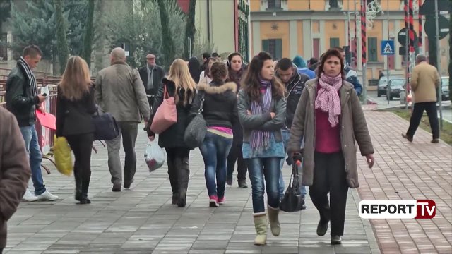 Report TV - Miratimi i ligjit të posaçëm për punësimin, 9 kategoritë që do të punësohen menjëherë