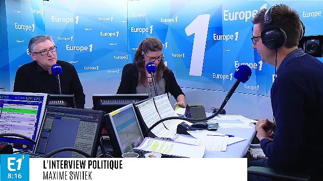 Michel Onfray estime qu'Emmanuel Macron est un gamin : La façon dont il tient la main de sa femme en permanence, je ne trouve pas ça digne