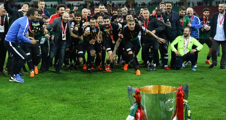 Akhisarspor 270 Bin Euroya Türkiye Kupasını Kaldırdı