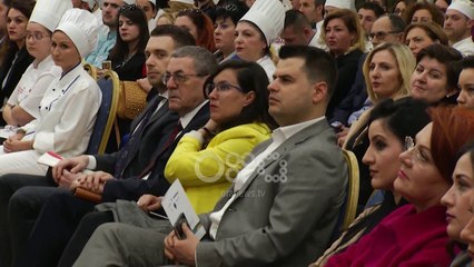 Ora News - Lu nxit të rinjtë shqiptarë të ndjekin shkollat profesionale