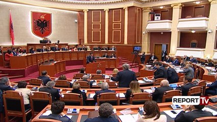 Report TV - Kuvend, Rama: Druri i ligjit në kokë! Basha: Shqiptarë çohuni!