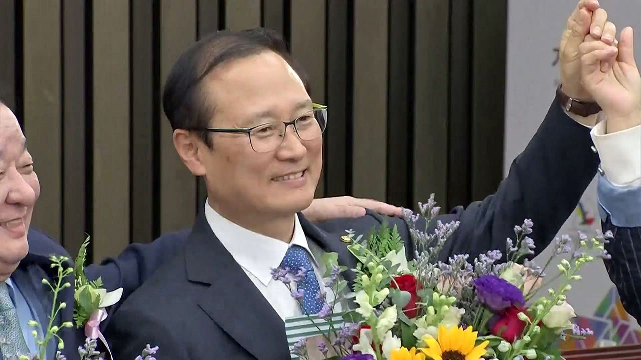 민주당 신임 원내대표 홍영표 선출..."국회 정상화 최선" / YTN