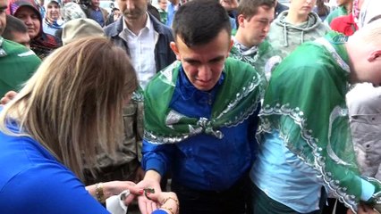 Vatan sevgisi engel tanımadı